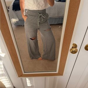 Zara Gray Wide-Leg Sweatpants with Rips
